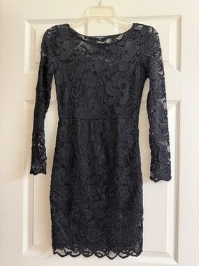 Black Lace Long-Sleeve Dress